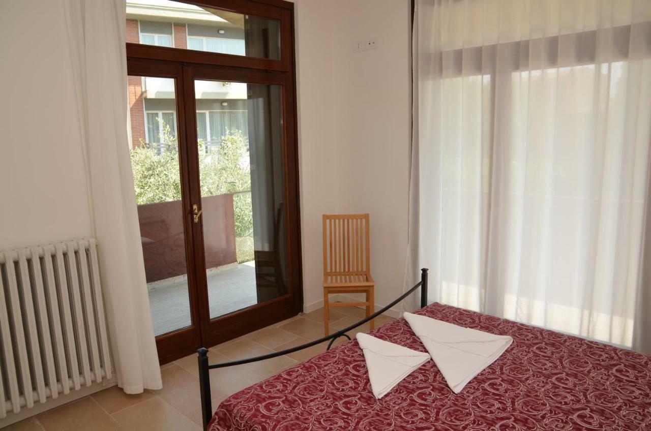 Trilocale Palazzo Garda Daire Garda  Dış mekan fotoğraf